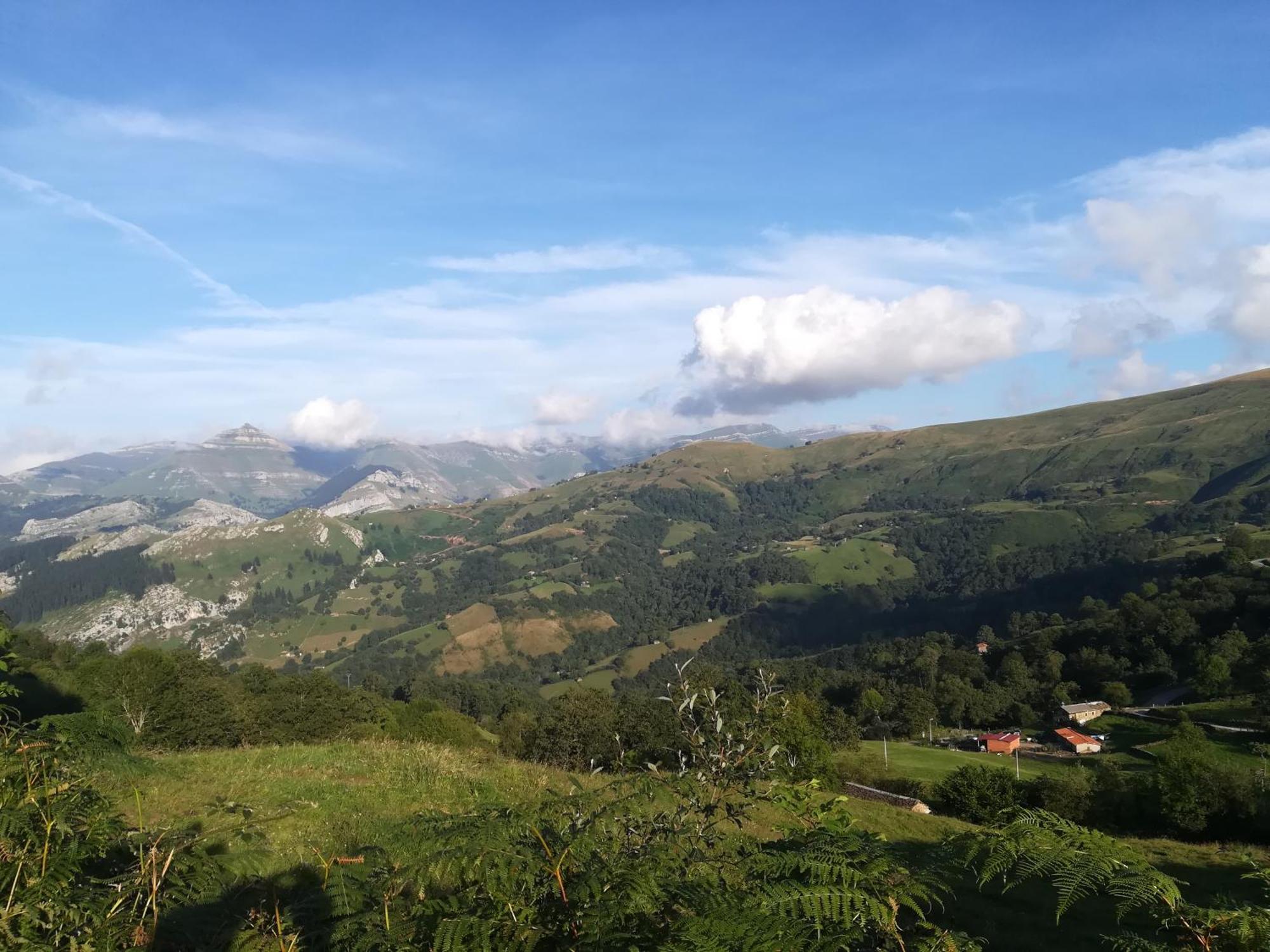 La Pasiega San Roque de Ríomiera Exterior foto